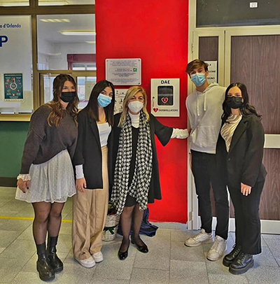 2021-12-04-donazione-defibrillatore-01